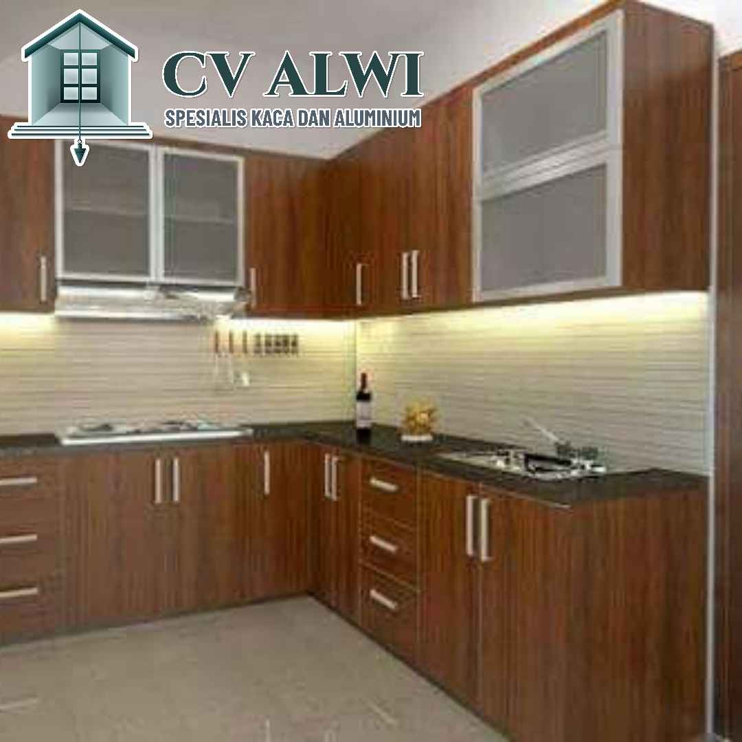 Kitchen Set Aluminium dengan Desain Elegan di Jakarta Utara