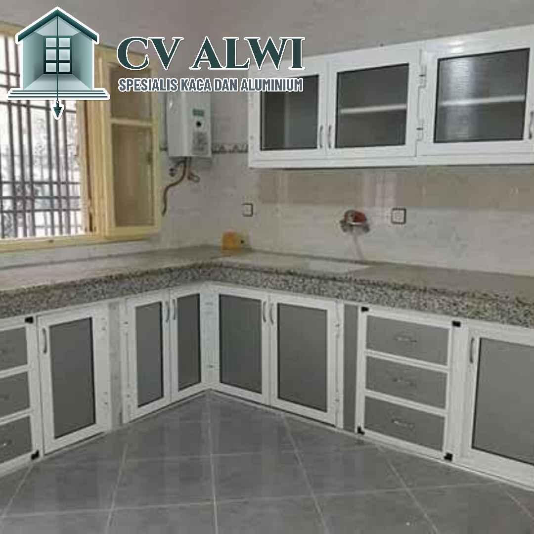 Kitchen Set Aluminium dengan Desain Elegan di Jakarta Pusat