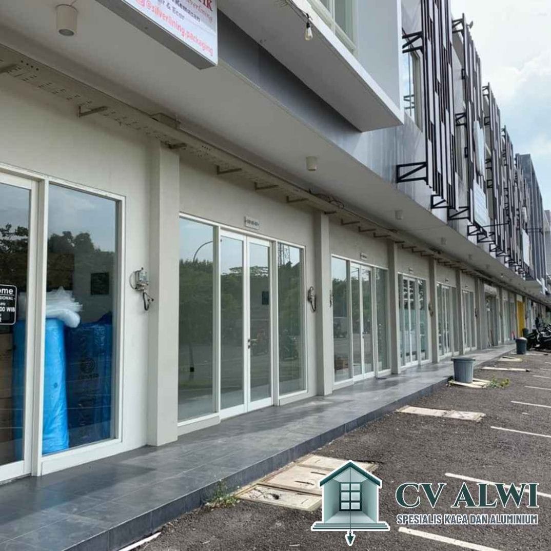 Servis Pintu Kaca Pecah Toko Busana Muslim Bekasi